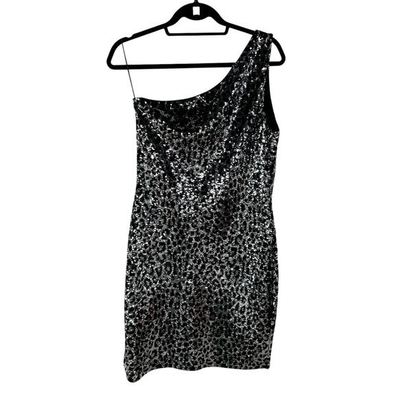 NWT MICHAEL Michael Kors Silver Sequined Cheetah One-Shoulder Mini Dress Medium - Picture 7 of 8